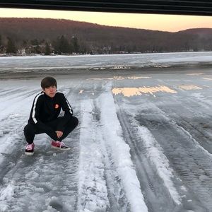 Meet your Posher, Kenny